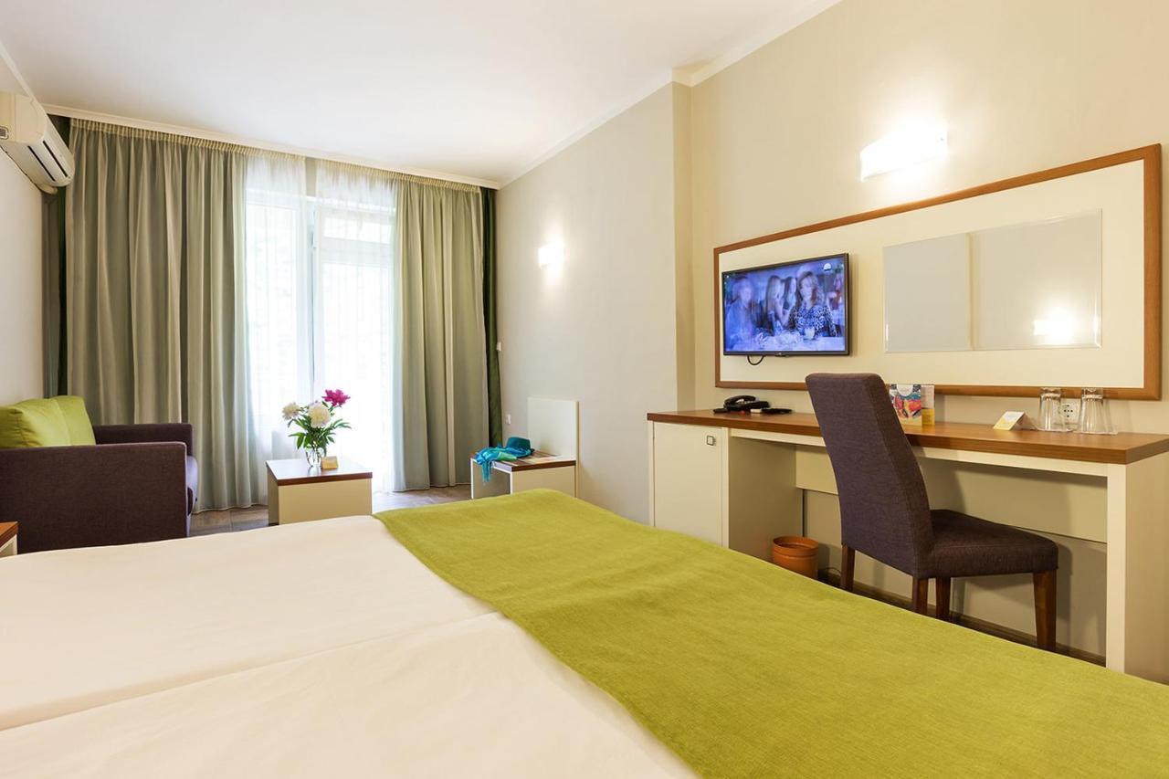 Ljuljak Hotel Golden Sands Luaran gambar