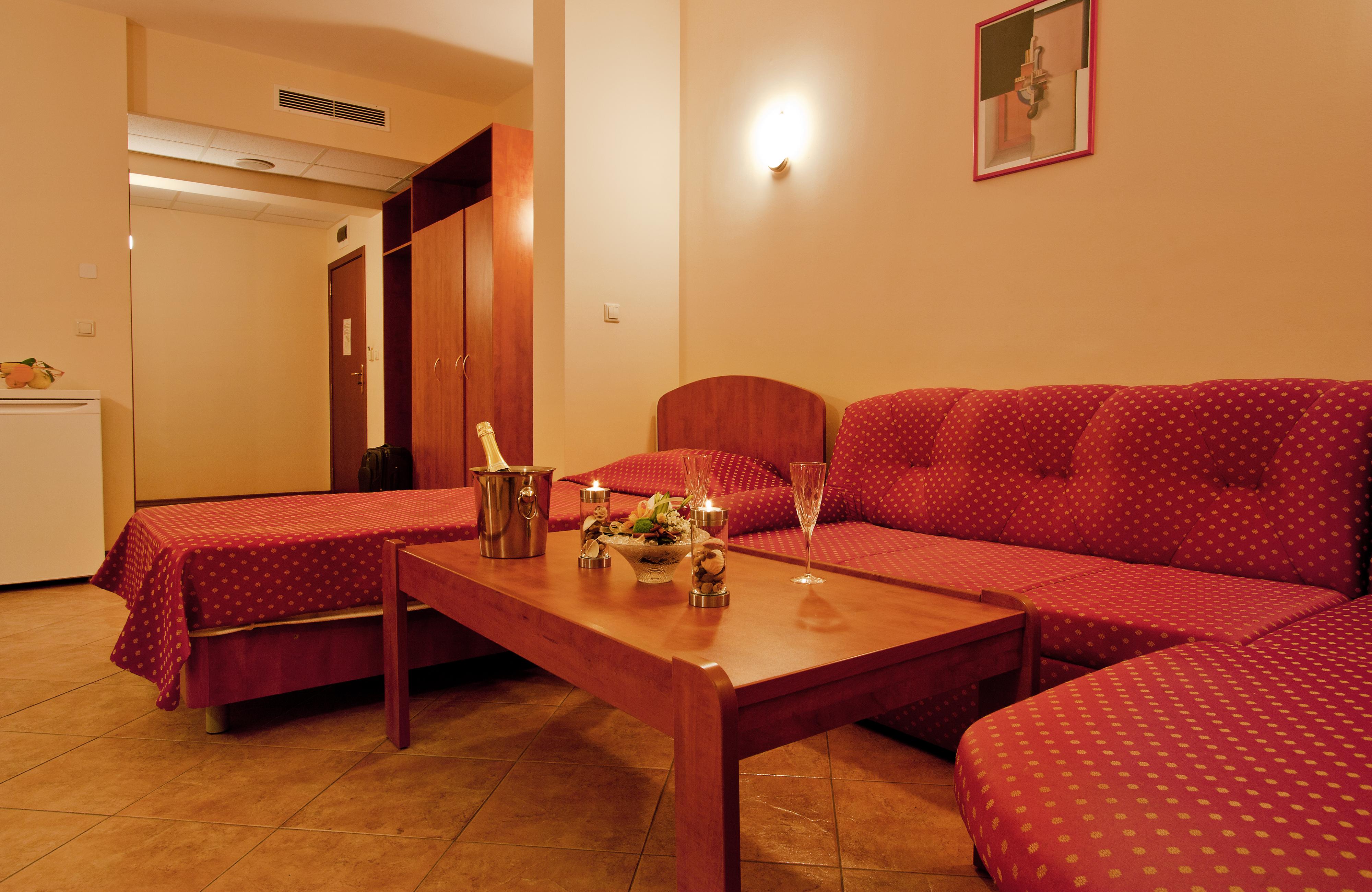Ljuljak Hotel Golden Sands Luaran gambar