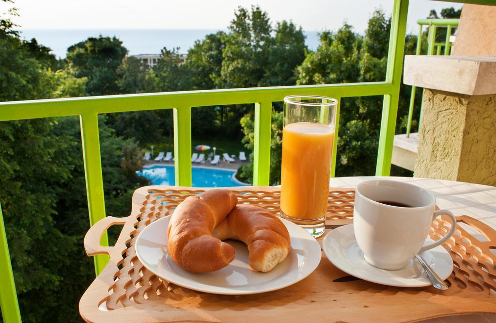 Ljuljak Hotel Golden Sands Luaran gambar