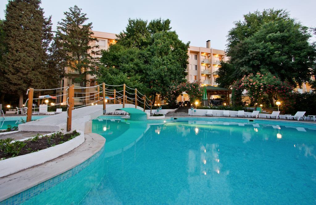 Ljuljak Hotel Golden Sands Luaran gambar