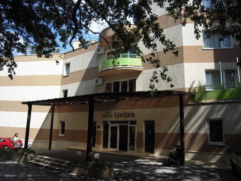 Ljuljak Hotel Golden Sands Luaran gambar