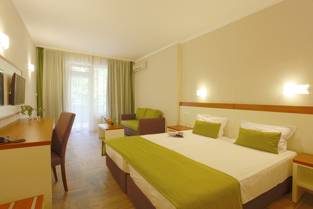 Ljuljak Hotel Golden Sands Luaran gambar