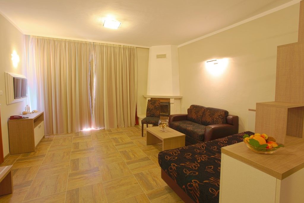 Ljuljak Hotel Golden Sands Luaran gambar